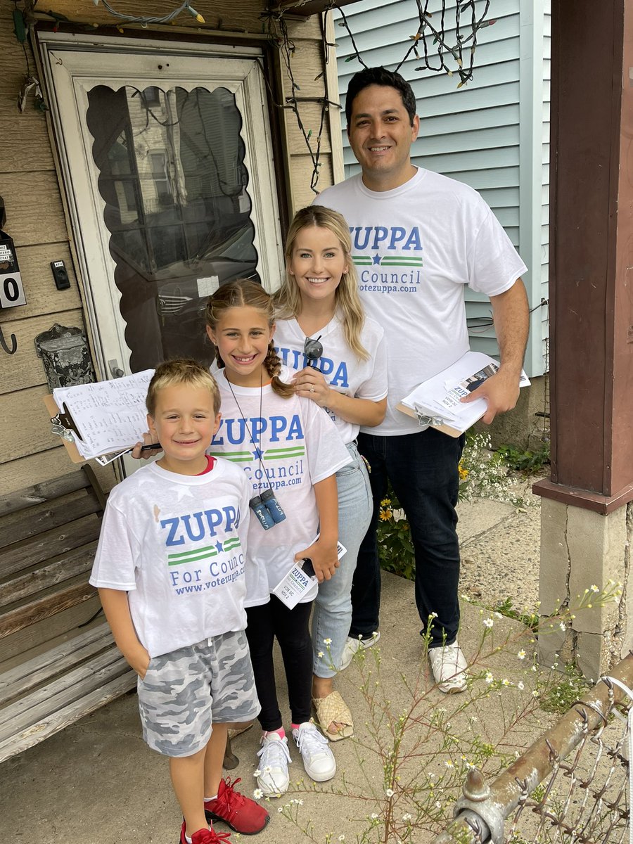 TomZuppaJC's tweet image. Thank you to my crazy family for helping me campaign this weekend…Change is coming to Ward C block by block!!!