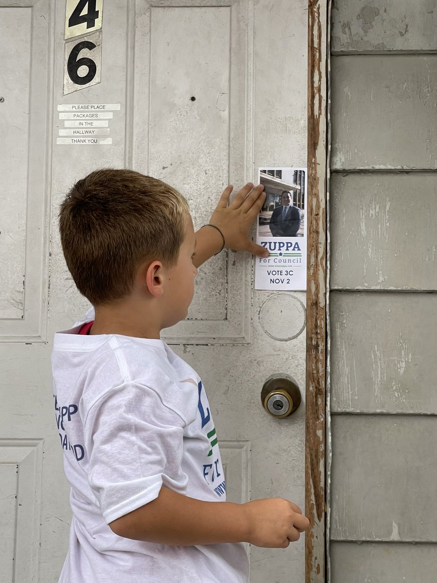 TomZuppaJC's tweet image. Thank you to my crazy family for helping me campaign this weekend…Change is coming to Ward C block by block!!!