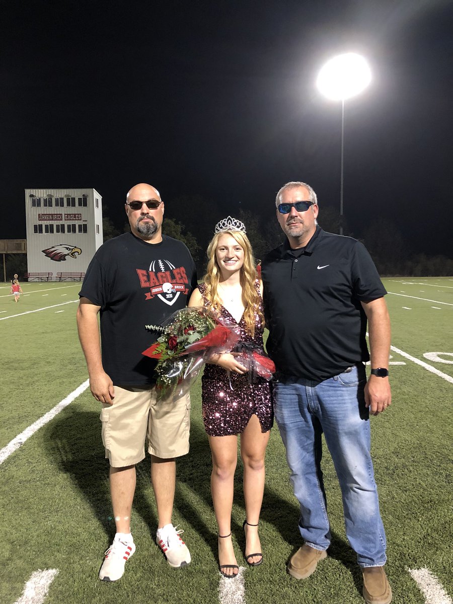 SandfortTonya's tweet photo. That’s a wrap for Homecoming 2021! https://t.co/0dDi88K8Dt