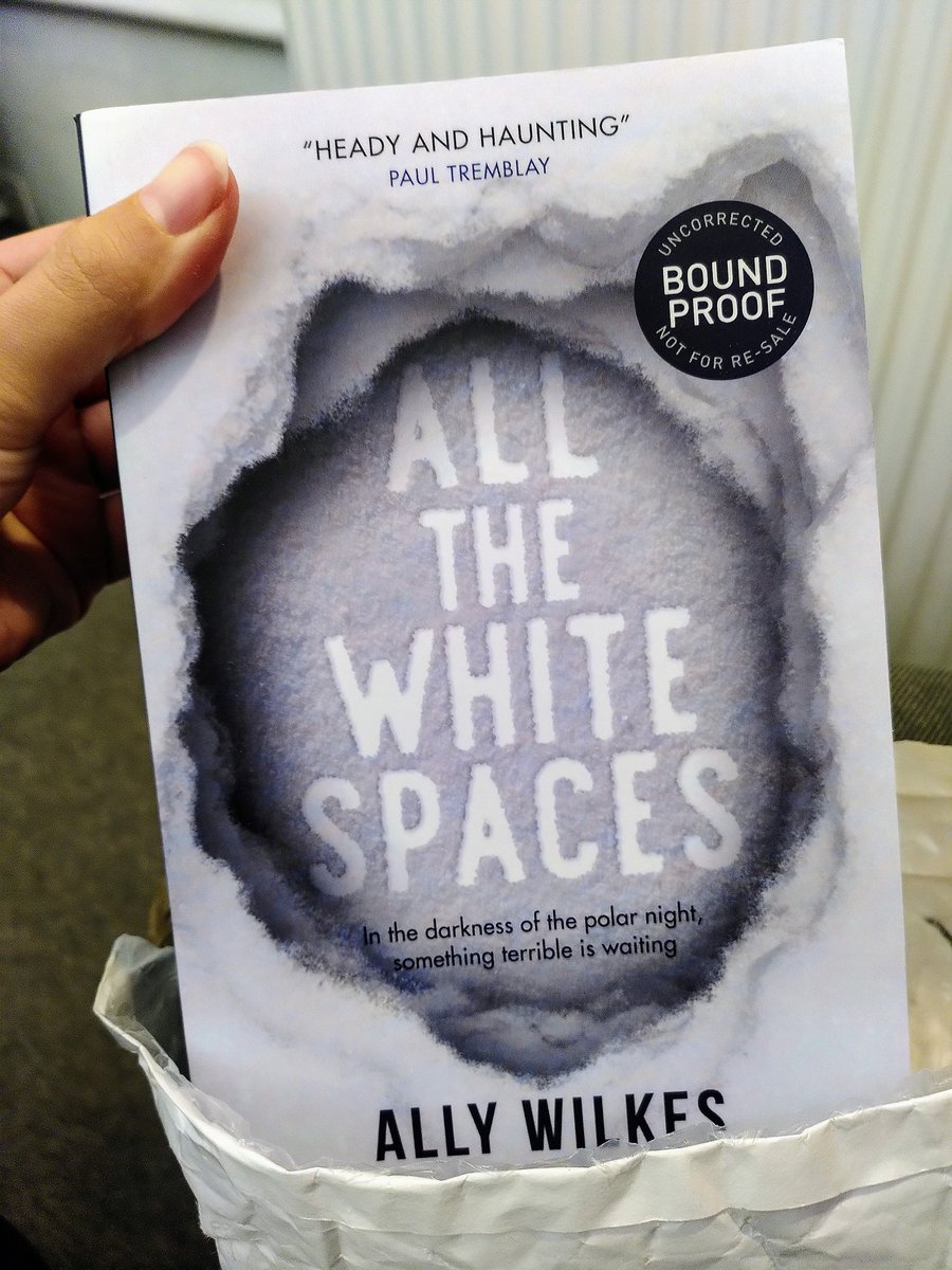 UnheimlichManvr's tweet photo. Here he is! My incredibly large SON, aka the UK ARC for ALL THE WHITE SPACES. 584 pages of spooky Antarctic survival / supernatural horror! With a huge, very special thank-you to @paulGtremblay for that glorious dream of a cover quote 🖤❄️ https://t.co/gNsqPlEJ82