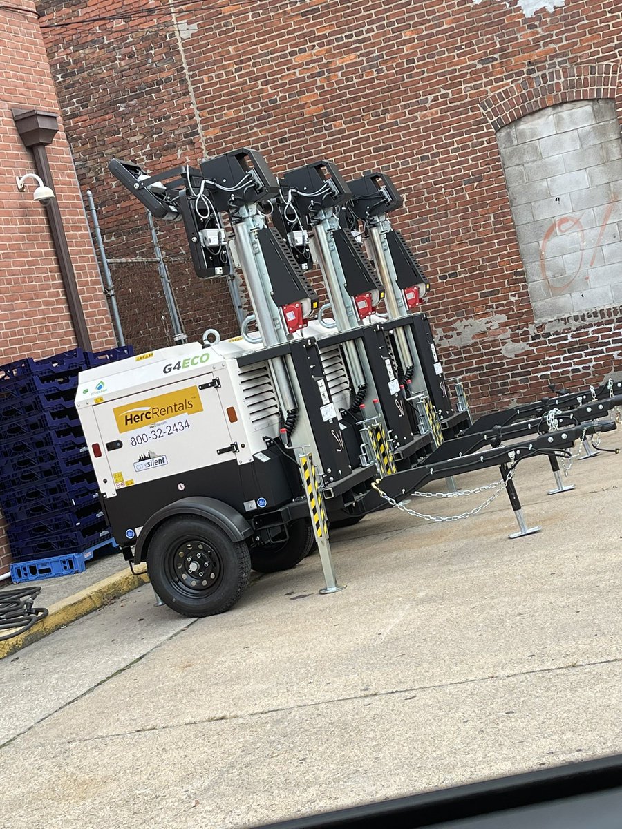 BCFDL734's tweet photo. The most lit place in town to celebrate #MNF, and the @Ravens beating the football team from Indianapolis, will be @GamedayFire thanks to our partners at @SafetySunrise who have provided light towers for the event. It will be the 2nd brightest spot next to our host @wendistars. https://t.co/sIpEG8Nc8i