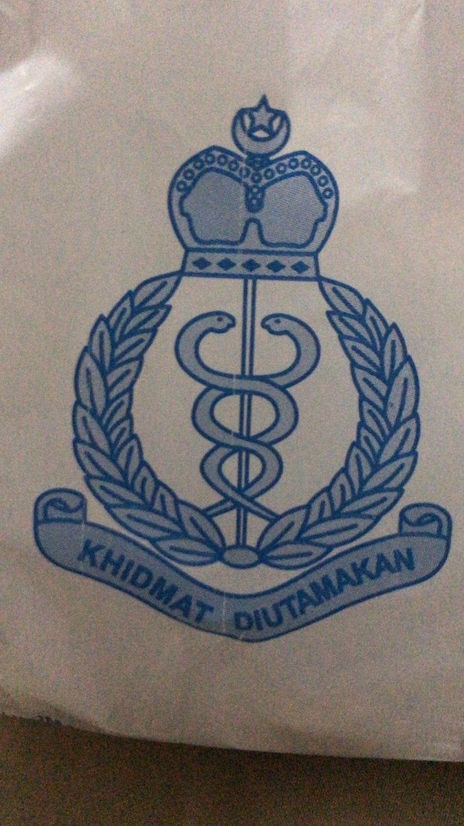 EjamYie's tweet photo. First time aku dalam servis ni kali pertama lapor sakit.. sebab tak tahan sangat dada sakit an susah nak nafas .. dia punya ubat punyalah banyak https://t.co/nm6WKYDiwA