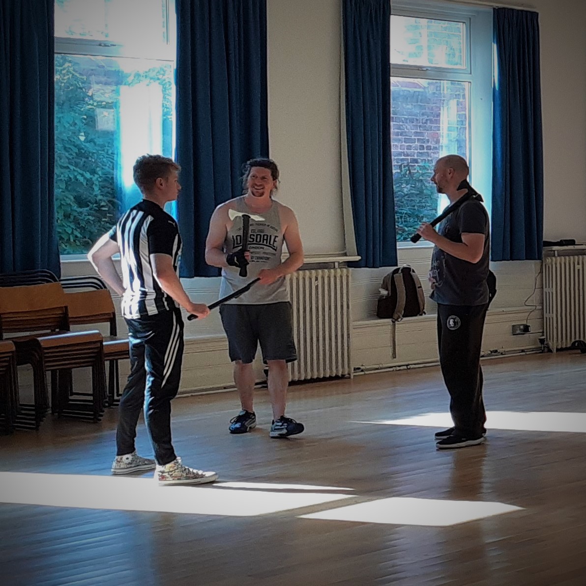 Kessel's Unloved Toupee 🇪🇺 #RejoinEU #GTTO (@tattypensfights) on Twitter photo Some pics from the BADC Northern Workshop, on the 18th of Sept, in York.🪓⚔️
Massive thanks to Kenan Ali and David Casserly, for teaching the first two workshops of the day!
#StageCombat #FightDirector #SkillsForActors #BADC #Tomahawk #BackSword #BritishBoardingAxe <a href="/BADC_UK/">BritAcDramaticCombat</a> Some pics from the BADC Northern Workshop, on the 18th of Sept, in York.🪓⚔️
Massive thanks to Kenan Ali and David Casserly, for teaching the first two workshops of the day!
#StageCombat #FightDirector #SkillsForActors #BADC #Tomahawk #BackSword #BritishBoardingAxe <a href="/BADC_UK/">BritAcDramaticCombat</a>
