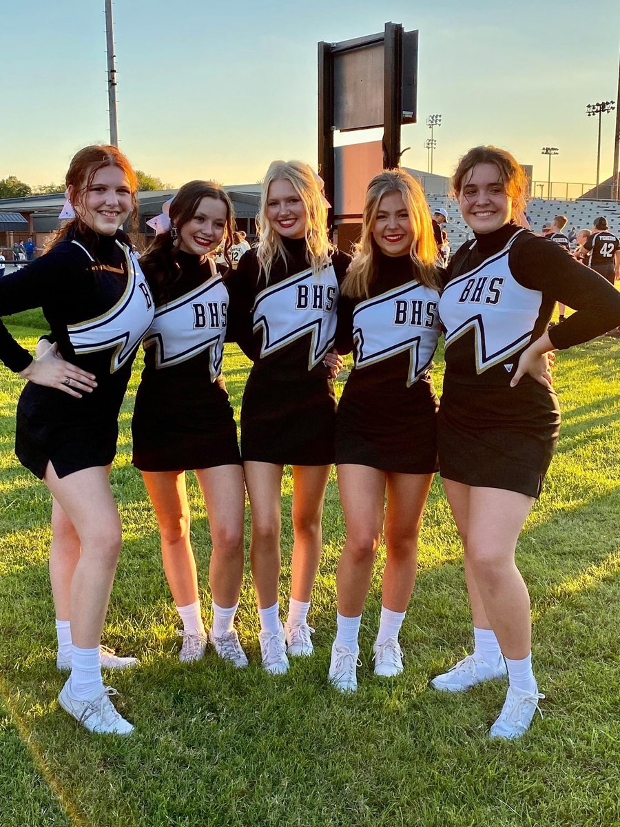 BoonvilleCheer tweet media