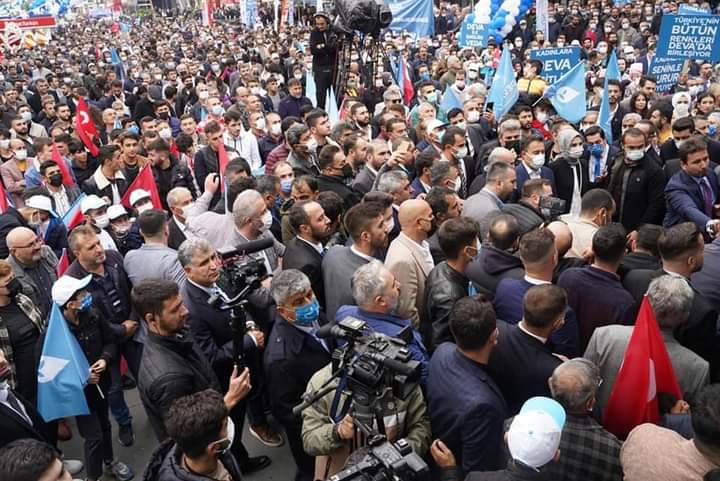 Miting değil. İstanbul Esenyurt İlçe Binamızın açılışı..
Hayırlı uğurlu olsun #Esenyurt
#AliBabacan
#DevaPartisi 
#DEVA