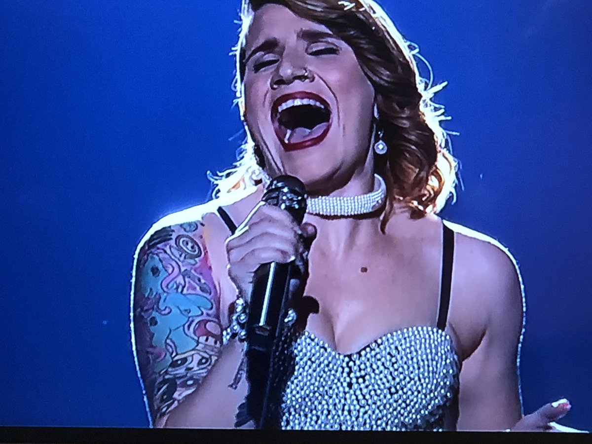 TheCPTtwins's tweet photo. Do you hear Berry sing ? Her voice . Amazing !! 🔥❤️ @IdolsSA #idolssa https://t.co/ON9ClOEeXm