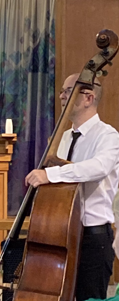 Music in New Malden tweet media