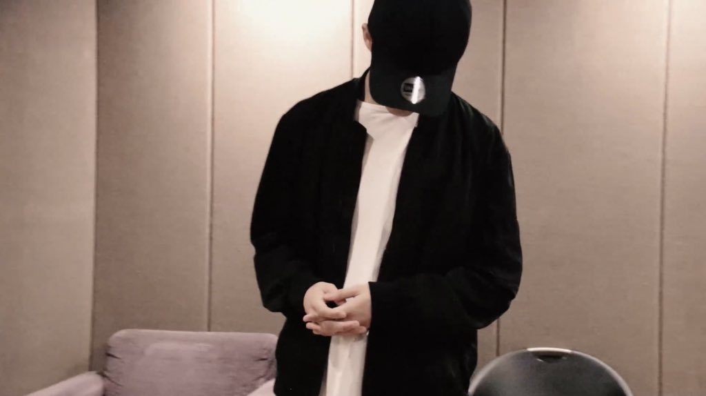 맠กอลลี🎱。 tweet media