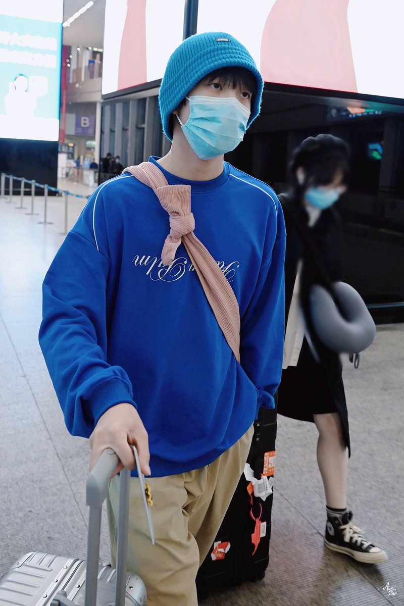 forxingte's tweet photo. 211009 • PEK Arrival 🛬

© AuroraStar·张星特

— #ZhangXingte #张星特 https://t.co/78tsqdLq1f