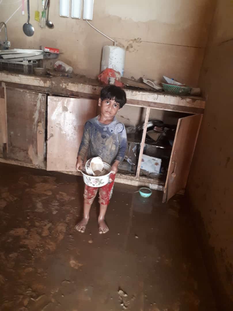 #عمان_عظيمه_بشعبها

أكثر السهد 
في عيناك نفله

كان عبثا يصلي 
ما كانت له ركعه

حقاً لأبويك
 حينما أكفرا قرئه

وأبطلا من محراب 
طهرك

ذنبه /الذي عاث
فيك على مهله

صالح