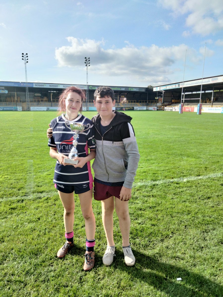 tarby81's tweet photo. What a year, Yorkshire cup winners, war of the roses winner. Well done Featherstone Lionesses!! @DeLacyAcademy https://t.co/bMmTddBsF2