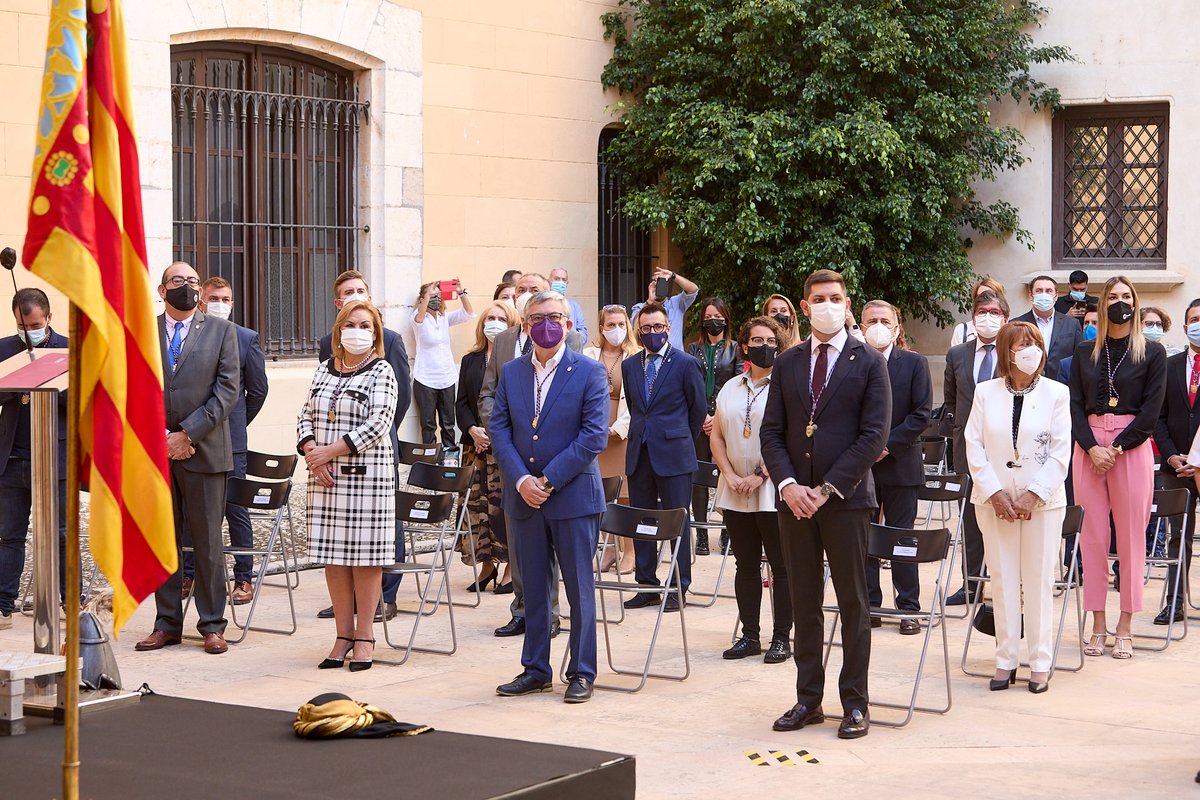 aj_gandia's tweet photo. #9dOctubreGandia - El @PalauDucal va acollir ahir l'acte cívic homenatge a Jaume I.

Amb la participació de la Banda del Centre Musical de Beniopa, el Consell Municipal de la Infància, l'Escola de Teatre del Serrano i el Grup de Danses 'la Delicà' de #Gandia.

📸 Natxo Francés https://t.co/Yfhym0uXvc
