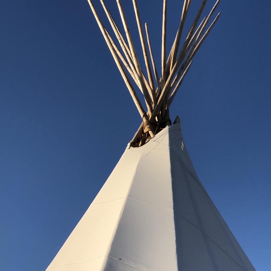 CraneHotSprings's tweet photo. Our tepees are open year round for those who can brave it! It's a little chilly even under those heated blankets, but the experience is worth it! ⛺️ #glamping #uniquestays #uniquevacations #tepee #tepees #glampingresorts https://t.co/gbQSgEzuJM