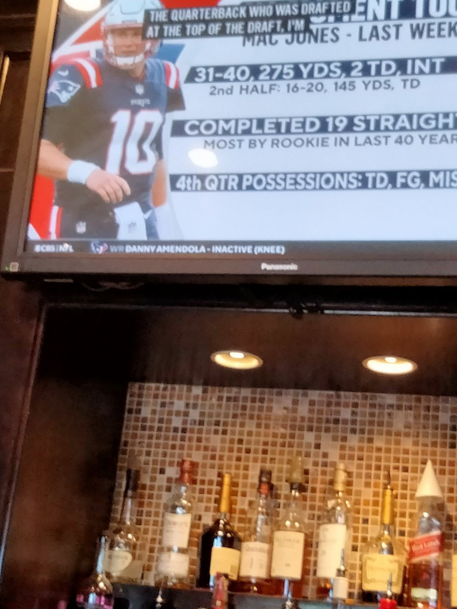 DeeGo2Guy5294's tweet photo. LFG!!! #gopats #Mactothefuture https://t.co/NP5UqMSlxr