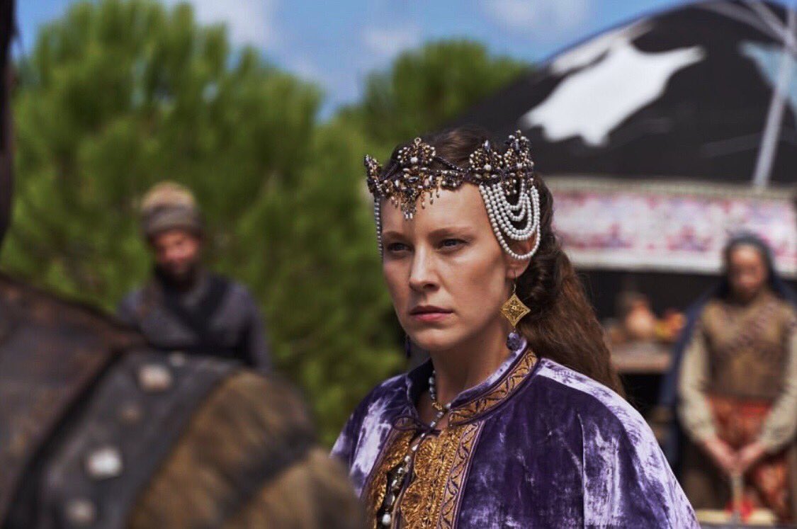 Au_228's tweet photo. #TuMar 💜
.
#KuruluşOsman https://t.co/V3rE4wKQ1m