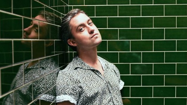 🚨On Tonight's #NovaGuestlist:
⏺️Classic LPs by <a href="/Radiohead/">Radiohead</a> &amp; <a href="/TalkingHeads/">Talking Heads</a>;
📞<a href="/LauraMcCabster/">Laura McCabe (she/her)</a> on our #GigOfTheWeek;
🇮🇪NEW <a href="/Julia_Maria_IE/">Julia-Maria</a> @Hedge_tm;
+<a href="/weareVillagers/">Villagers</a> <a href="/DeaMatronaBand/">Dea Matrona</a> @LaurenAnnMusic8 @RoryNellis &amp; #IrishMusicMonth;
🥳LIVE on <a href="/RadioNova100/">Radio Nova 100</a> What do YOU need to hear?