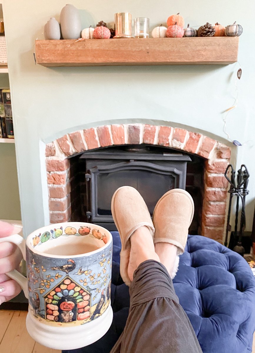I have found Sunday afternoon taxing…. 🥰🎃🧡🍁🛁☕️