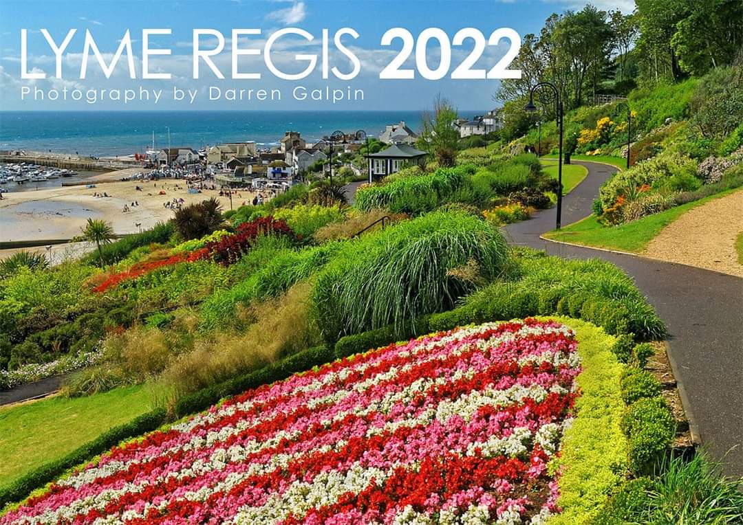 LymeCalendar's tweet photo. Lyme Regis Calendar 2022 purchase online at https://t.co/ZLcJN5XqXF
Price £9.99,  UK delivery charge £2.25, outside UK delivery charge from £4.99, depending on region.
#lymeregis,#lymeregiscalendar,
#lymeregiscalendar2022, #dorset
#calendars,#westcountrycalendars https://t.co/qLq0kiSrQO