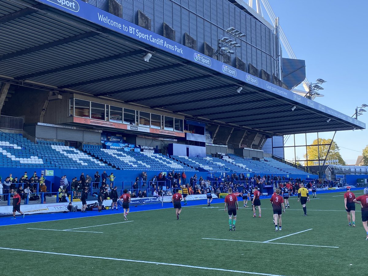 MichaelConnor06's tweet photo. Great day of rugby made possible by a great team of people.
Thank you to all involved in our first Dewar shield 12s @Cardiff_Pathway ID day.

⏰280 minutes
🙋🏻‍♂️250 players
🏆 22 Games
🏈13 teams https://t.co/dvveBtaNuJ