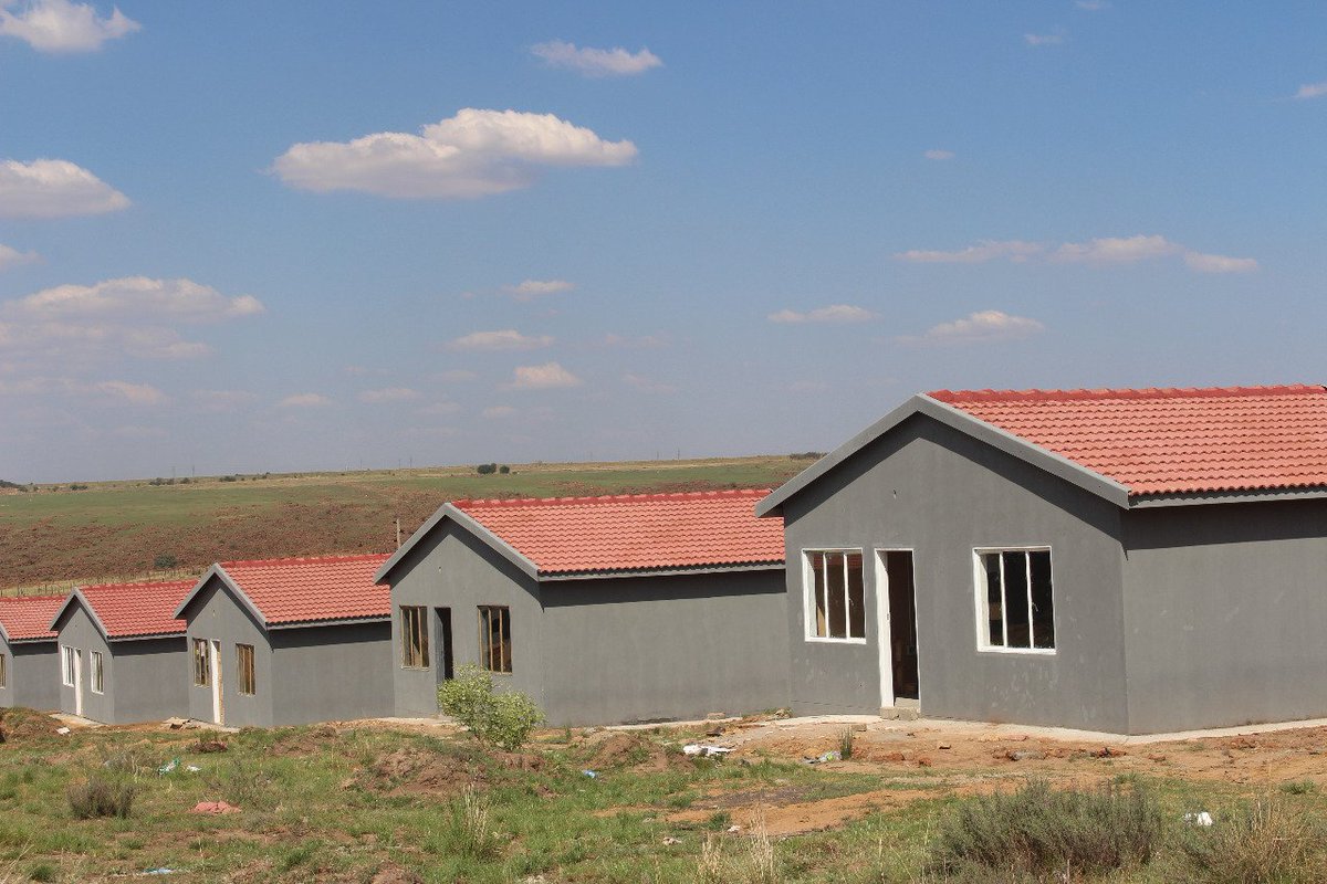 The_DHS's tweet photo. Newtown Housing project in Steve Tshwete Local Municipality is one of the projects that @The_DHS Minister Mmamoloko Kubayi will visit tomorrow as part of her Mpumalanga Ministerial visit.
#MPMinisterialVisit #HousingtheNation #dhsprojectsvisits https://t.co/LnKILK4Xw9