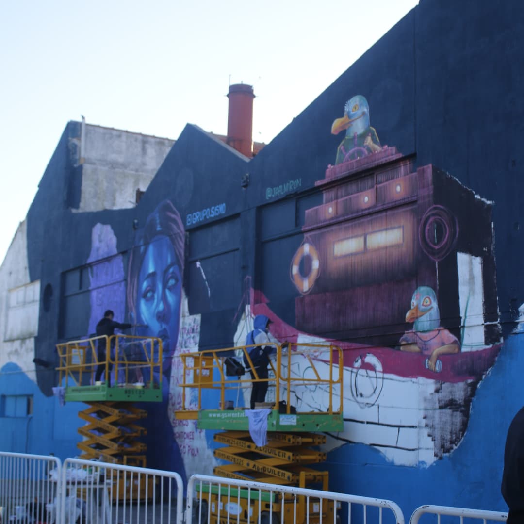 lriesgo's tweet photo. Este sábado vivimos una gran jornada en Mar del Plata con música en vivo, bandas, artes circenses, pinturas colectivas y la inauguración de un mural a cargo de Atrapasueños, Grupo Sismo y NARB. https://t.co/exvFJsQxRR