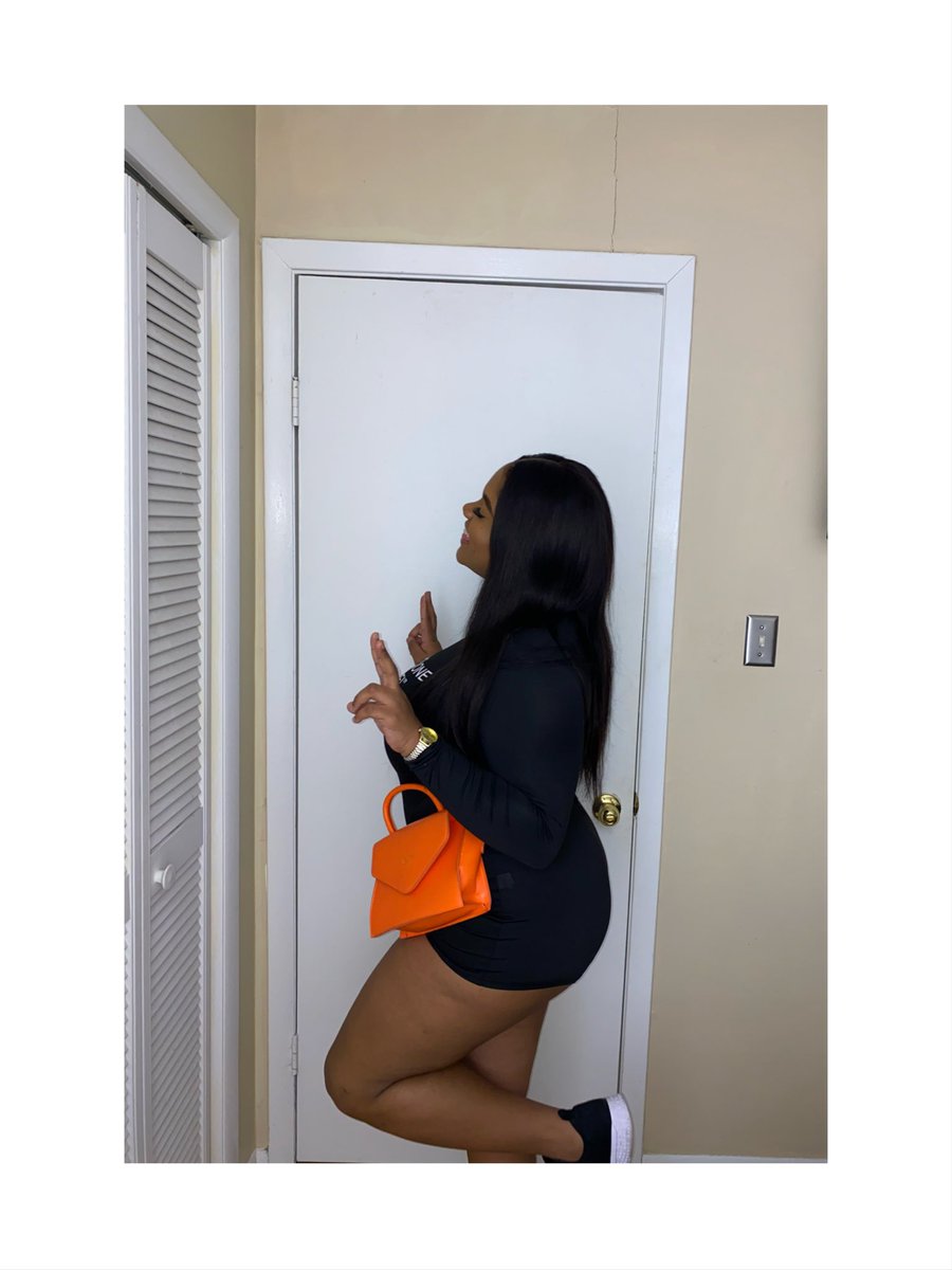 JaimyaZ's tweet photo. Untouchable, but I Know You Wanna Feel This || 👩🏽‍🦯✨💅🏽 https://t.co/eL5tlbUwq3