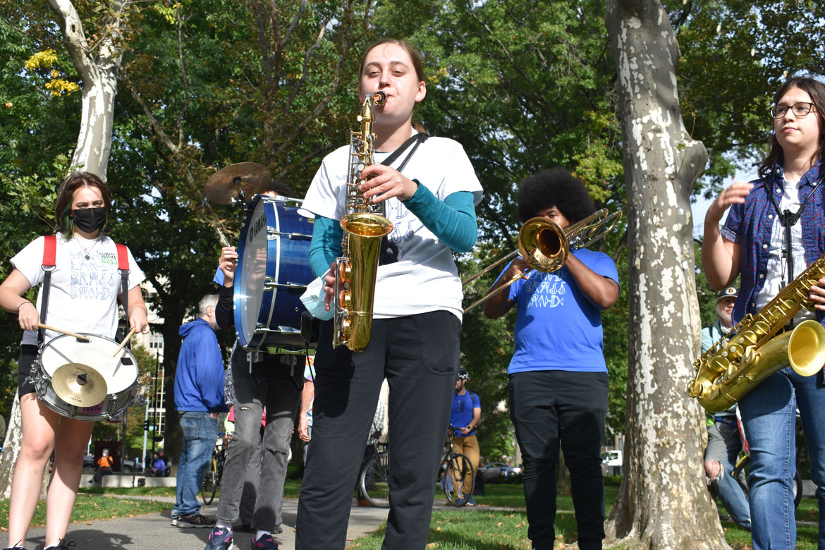 Photos: <a href="/honkfest/">HONK! Festival</a> In Somerville, Cambridge And Boston
gregcookland.com/wonderland/202…
#Honk