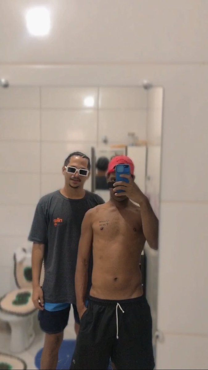 SilvaYurison's tweet photo. Primeiro muco da ermã, pra deixar gravado kkkk https://t.co/UNUpLCOEqb