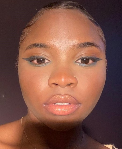 TPSOperations's tweet image. MISSING:
Kaianah Barton, 18
-  last seen Sat Oct 9, at 8:50 p.m., in the Victoria Park Ave and Lawrence Ave East .
- described as 5'2", 145 lbs., dark complexion, brown-red short hair, brown eyes, and she has a nose ring on the left side.
#GO1944847
^ep2