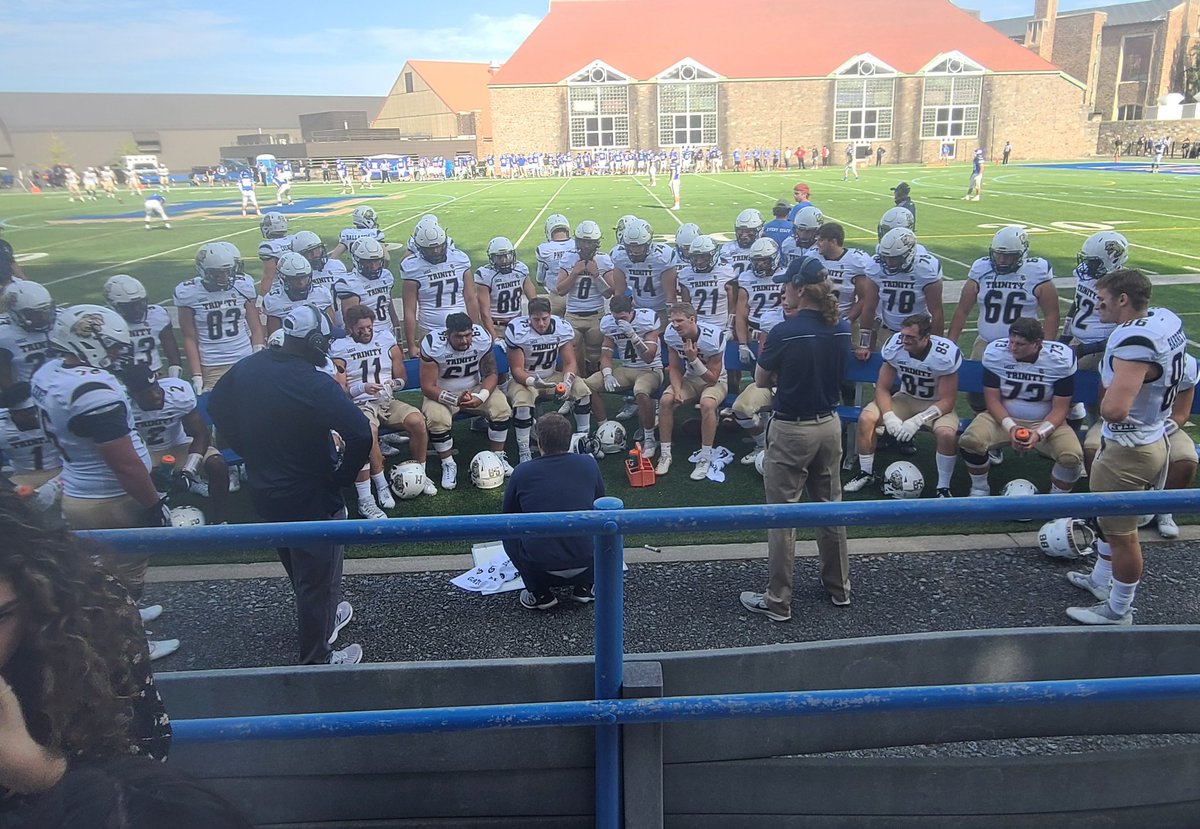 mcasillo's tweet photo. Congratulations to Trinity once again on another Win over Hamilton 34-7 now making them 4-0 @_anthonycasillo https://t.co/W2IaqA8Pxr
