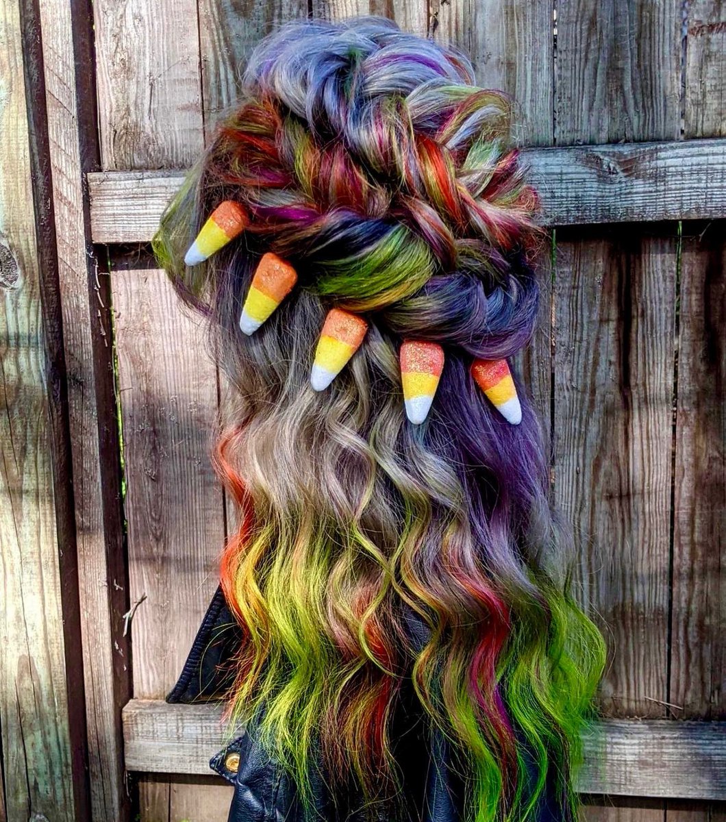 manicpanicnyc's tweet photo. What a SPOOKTACULAR look! ๐ Perfect for Halloween! ๐ค Use Alien Grey, Psychedelic Sunset, Electric Lizard, and Electric Amethyst to create your own Candy Corn Queen style!
(IG: blowdrydreams )
#manicpanicnyc #aliengrey #psychedelicsunset #electriclizard #electricamethyst https://t.co/pA4ysTKdag