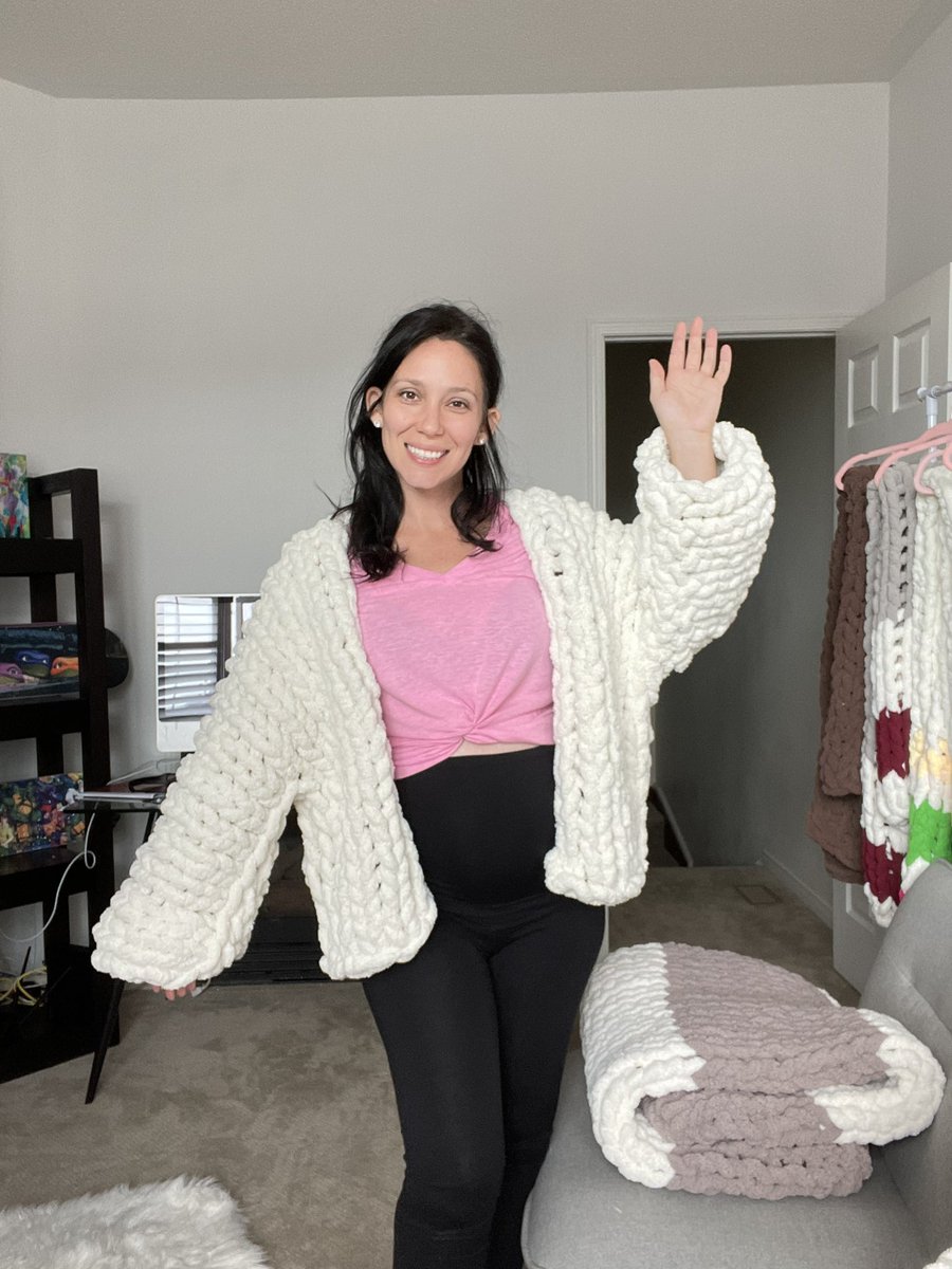 offbyheart43's tweet photo. Brand NEW #chunkyknit cardigan , do you want one? https://t.co/GdRsdkvpJ4