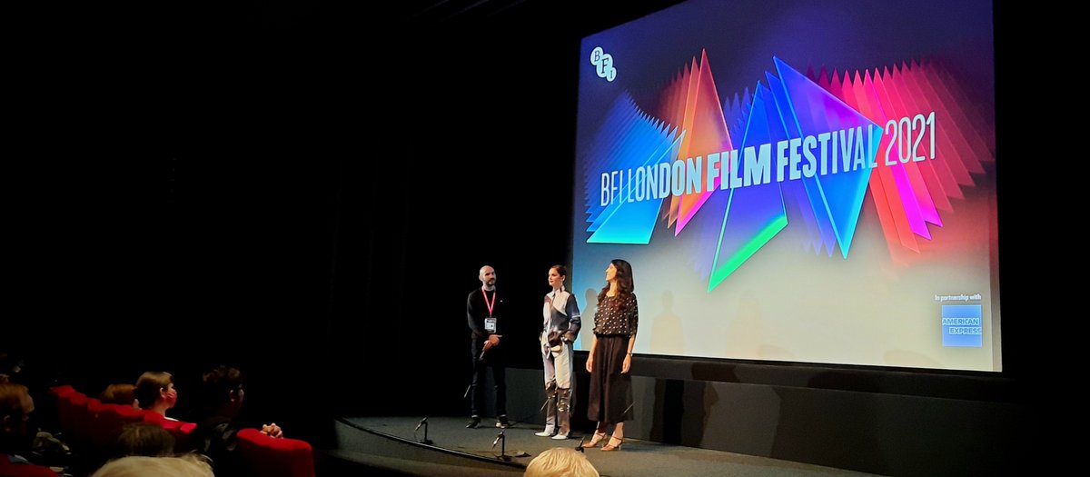 Such a joy to see a powerful #femalegaze in #TrueThings from #HarryWootliff - a sensual film with a breathtaking performance from #RuthWilson at its heart ⭐🌊 👀

#LFF #ModernDating #BritishIndies #WomenInFilm #TeamKaty