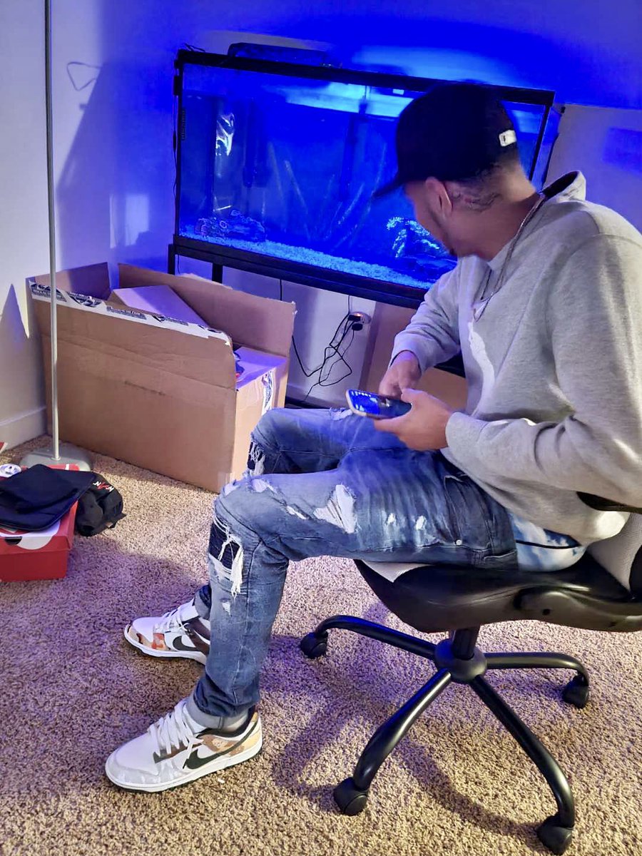 MonroeDeion's tweet photo. https://t.co/4EQPGR8feh