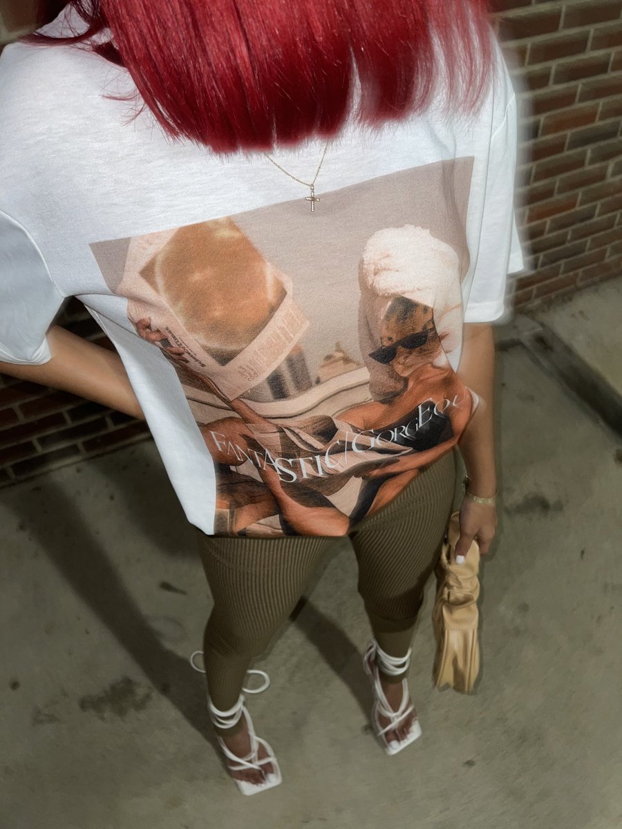 yallcravej's tweet photo. pretty red she dangerous ๐ถ #fyhoco #bamastate #myasu https://t.co/ciXBPPK29u