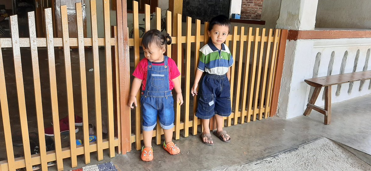 litamanda's tweet photo. Lucu juga ternyata punya anak kyk kembar gini 😆 https://t.co/fW5cgOydeb