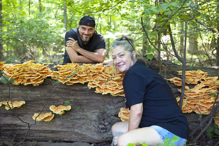 .<a href="/GrantSegall/">Grant Segall</a> profiles foragers <a href="/FungiAmongi/">Angel Zimmerman</a> and Mike Ballou cleveland.com/entertainment/… Photo: Beth Segal, cleveland.com - Angel also supports Sunday fresh produce sales @archwoodUCC archwooducc.com