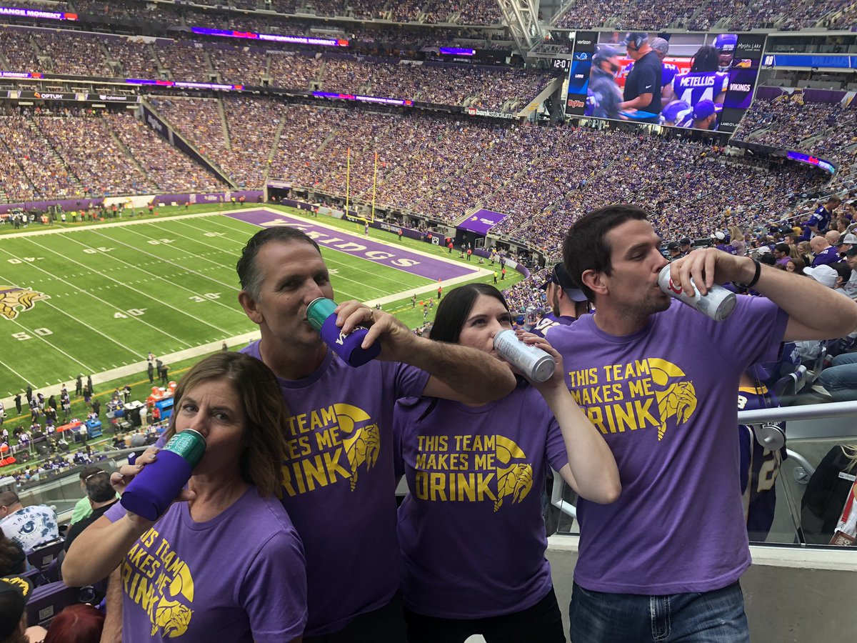 brames12's tweet photo. #SKOL #thisteammakesmedrink https://t.co/OrBvN7yjbY