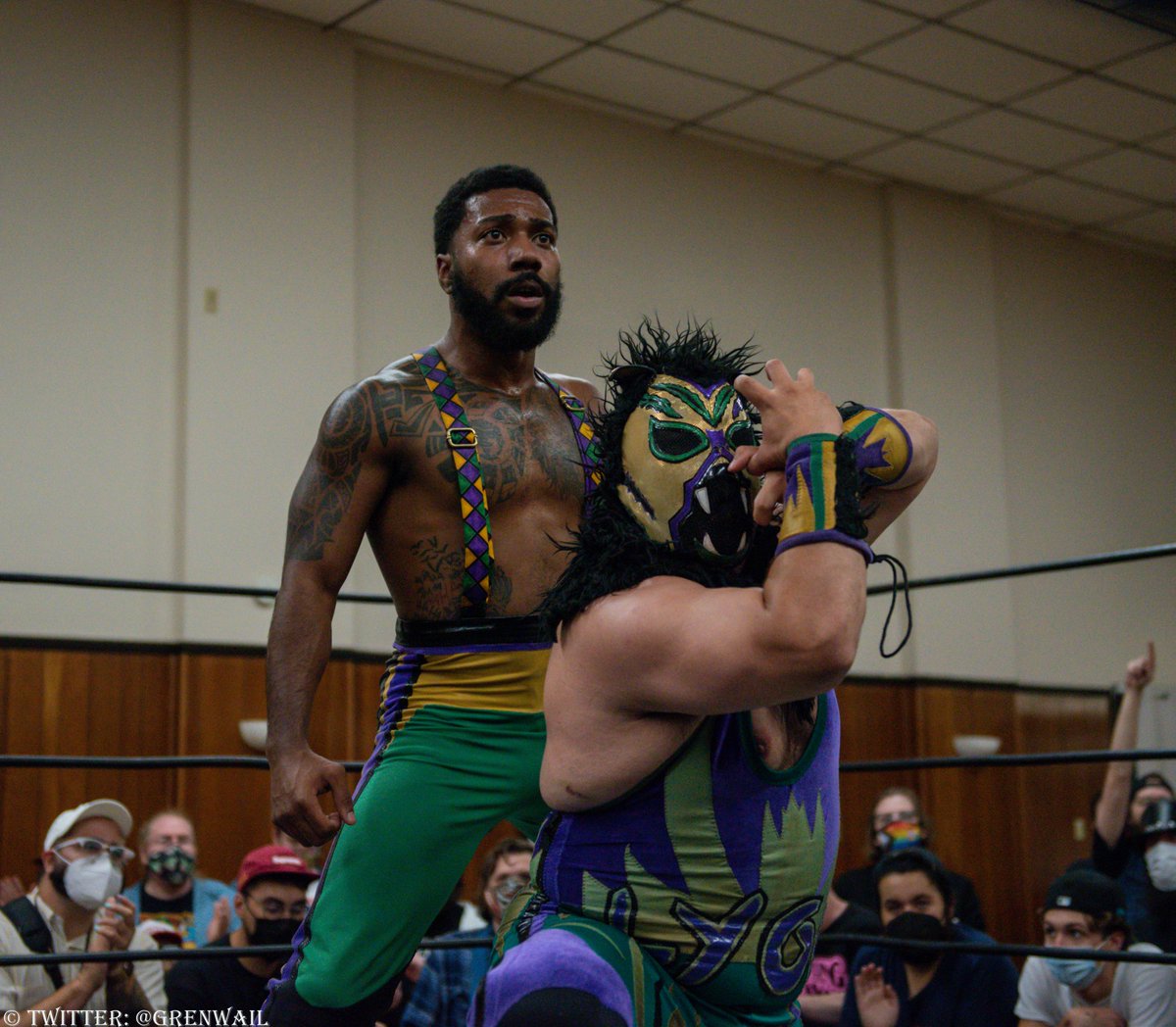 grenwail's tweet photo. 3/3 @beyondwrestling #UnchartedTerritory S03E01 #DiscoveryGuantlet
@9to5AB ( @LouisLyndon31 &amp; @JackVerville ) vs The Mane Event ( @RingleaderM &amp; @Blazin_Lyon ) https://t.co/MA9AHLkSsX