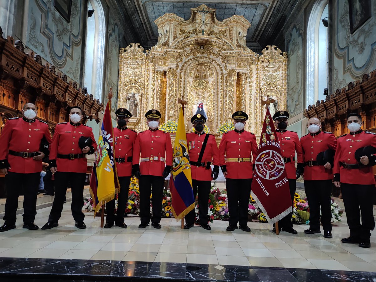 gonpabl's tweet photo. Gracias a los compañeros @cbomberosloja, por la invitación a la misa en acción de gracias de nuestra Reina y Madre la Churonita del Cisne. @bomberosaraguro https://t.co/EoAUWF2RXd