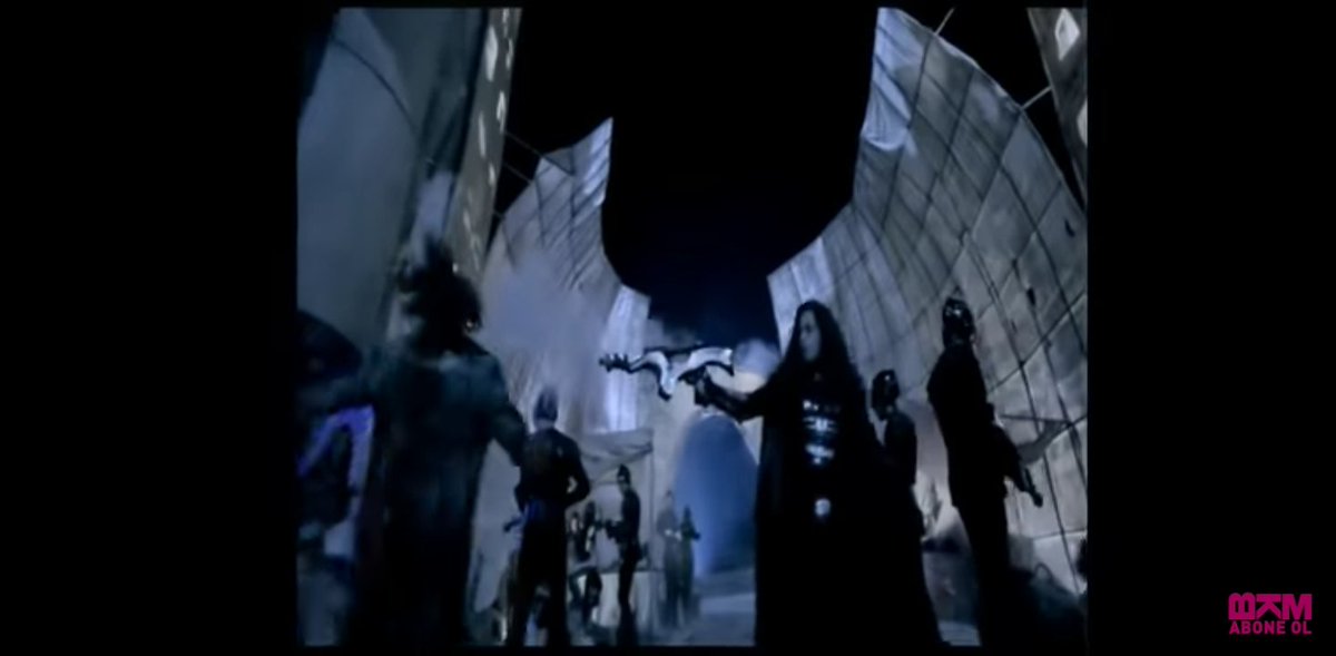 Şu goradaki silahı vandala benzeten bu benmiyim #gora #ValorantArt #valoranttr #VALORANTMasters