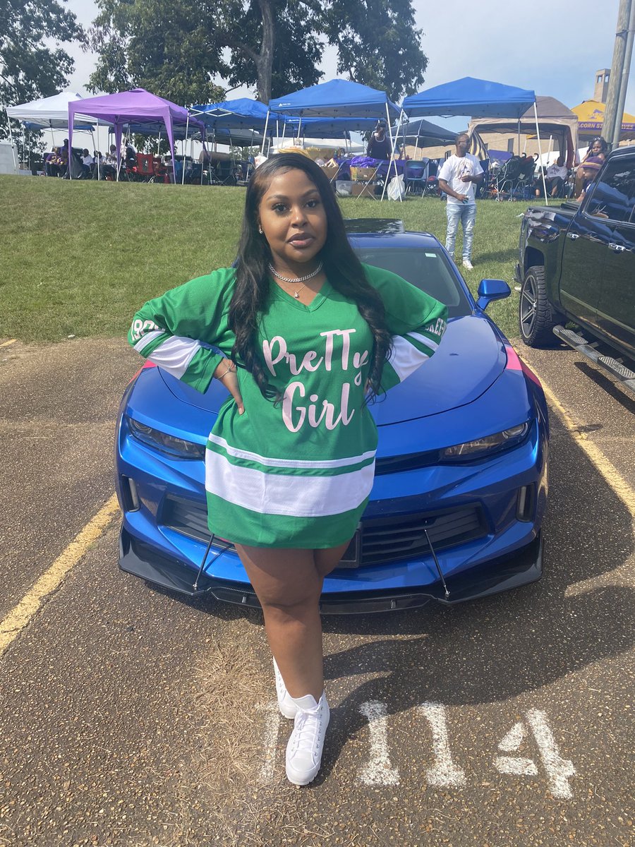 its_vonnnn's tweet photo. homeKoming ✨ https://t.co/tbo06lLUoE