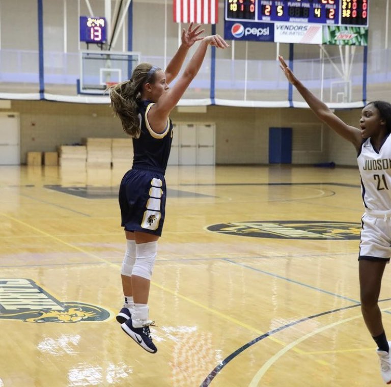 CFB247's tweet photo. Giana “Cardi G” Michels
Clarke University, Guard 2019-2023 https://t.co/FXzKec27nV