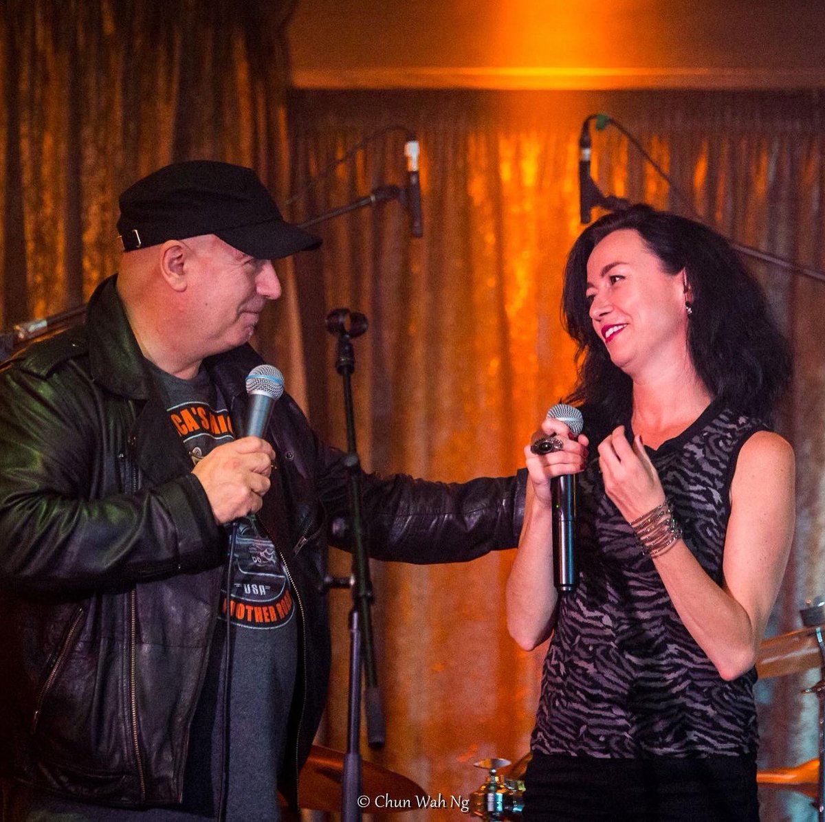 Music for Mental Wealth (@mmwealth) on Twitter photo Beautiful photos from our unforgettable event in support of World Mental Health Day. ♥️
Performances by <a href="/Sola/">sola</a> <a href="/TomSpeightMusic/">Tom Speight</a> <a href="/danowenmusic/">Dan Owen</a> <a href="/Laura_Westcott/">Laura Westcott</a> Photos by Johnny Ng
#mentalhealth #worldmentalhealthday2021 #musicformentalwealth #mentalhealthmatters #mentalhealthday Beautiful photos from our unforgettable event in support of World Mental Health Day. ♥️
Performances by <a href="/Sola/">sola</a> <a href="/TomSpeightMusic/">Tom Speight</a> <a href="/danowenmusic/">Dan Owen</a> <a href="/Laura_Westcott/">Laura Westcott</a> Photos by Johnny Ng
#mentalhealth #worldmentalhealthday2021 #musicformentalwealth #mentalhealthmatters #mentalhealthday