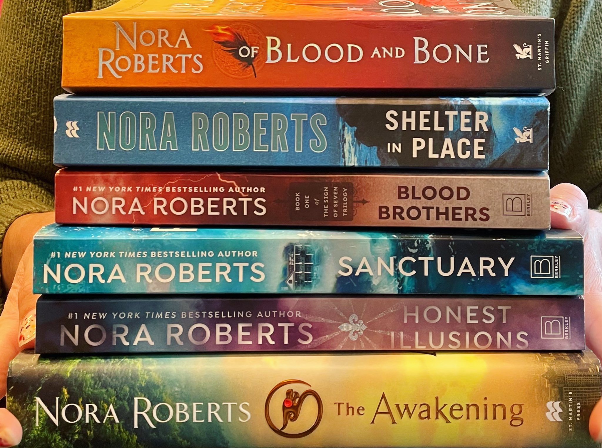 Happy Birthday Nora Roberts!    