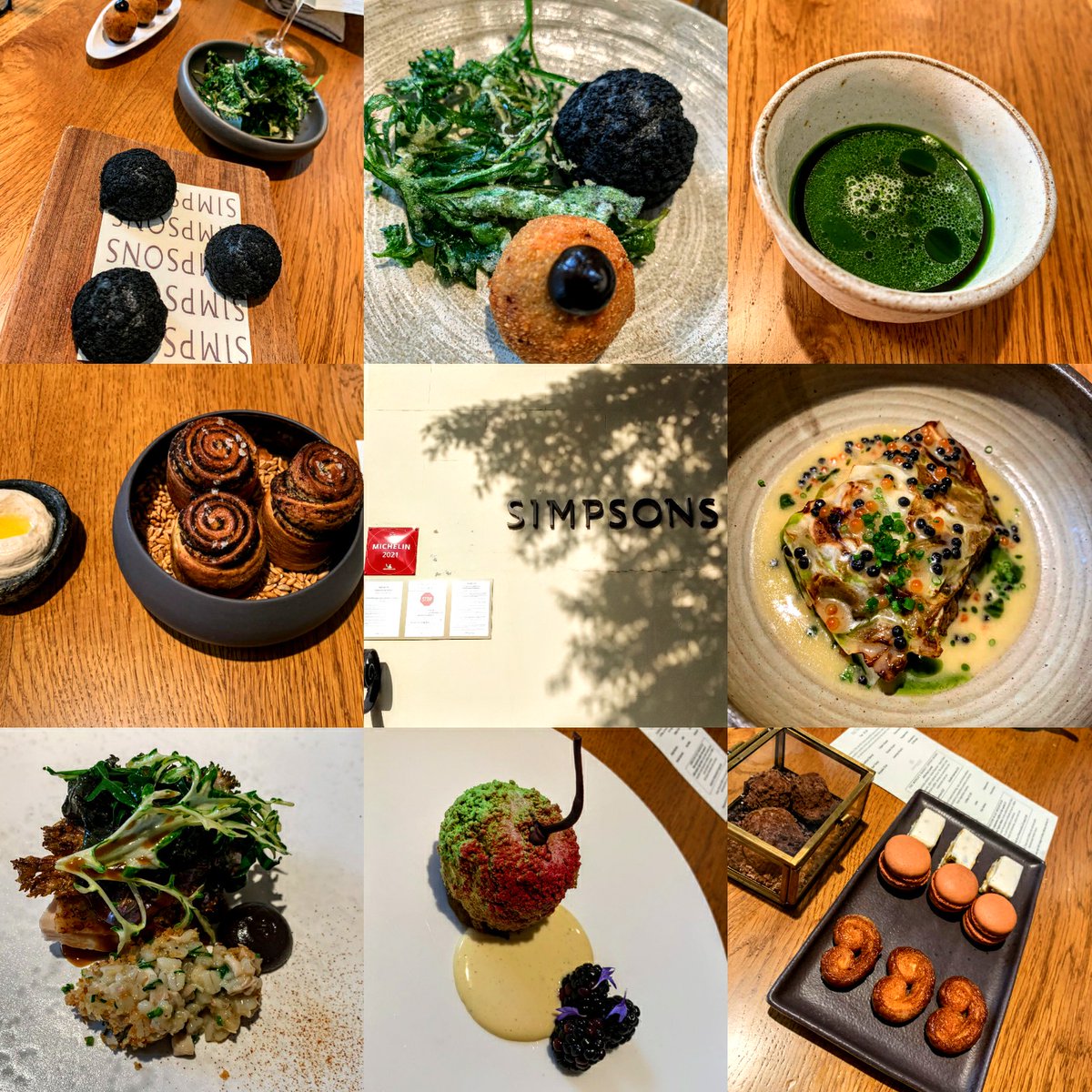 SKCwitter's tweet image. Lunch at @simpsons_rest 🖤 never fails to disappoint! I'd happily eat that #OliveBread all day! 🤤
#michelinSTAR @MichelinGuideUK 
#VisitBirmingham @BrumHour #Foodie