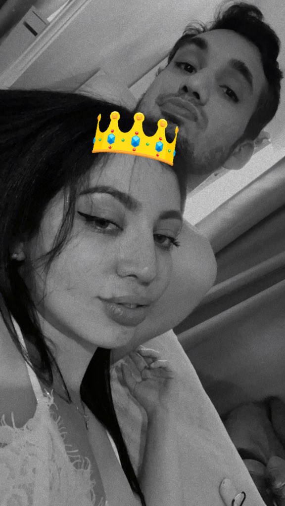 GioFrigo's tweet photo. Hoy es otro aniversario con esta cosita ✨✨❤️ #MiFlaca https://t.co/A2Elzq107t
