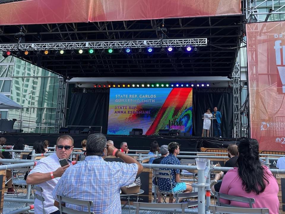 NicoleWilsonD1's tweet photo. Thank you @DrPhillipsCtr for hosting the first #pridebrunch 🌈 perfect Sunday fun day with some of my favorite people @CarlosGSmith @AnnaForFlorida @ZebraCoalition https://t.co/oNzTPpqPp8