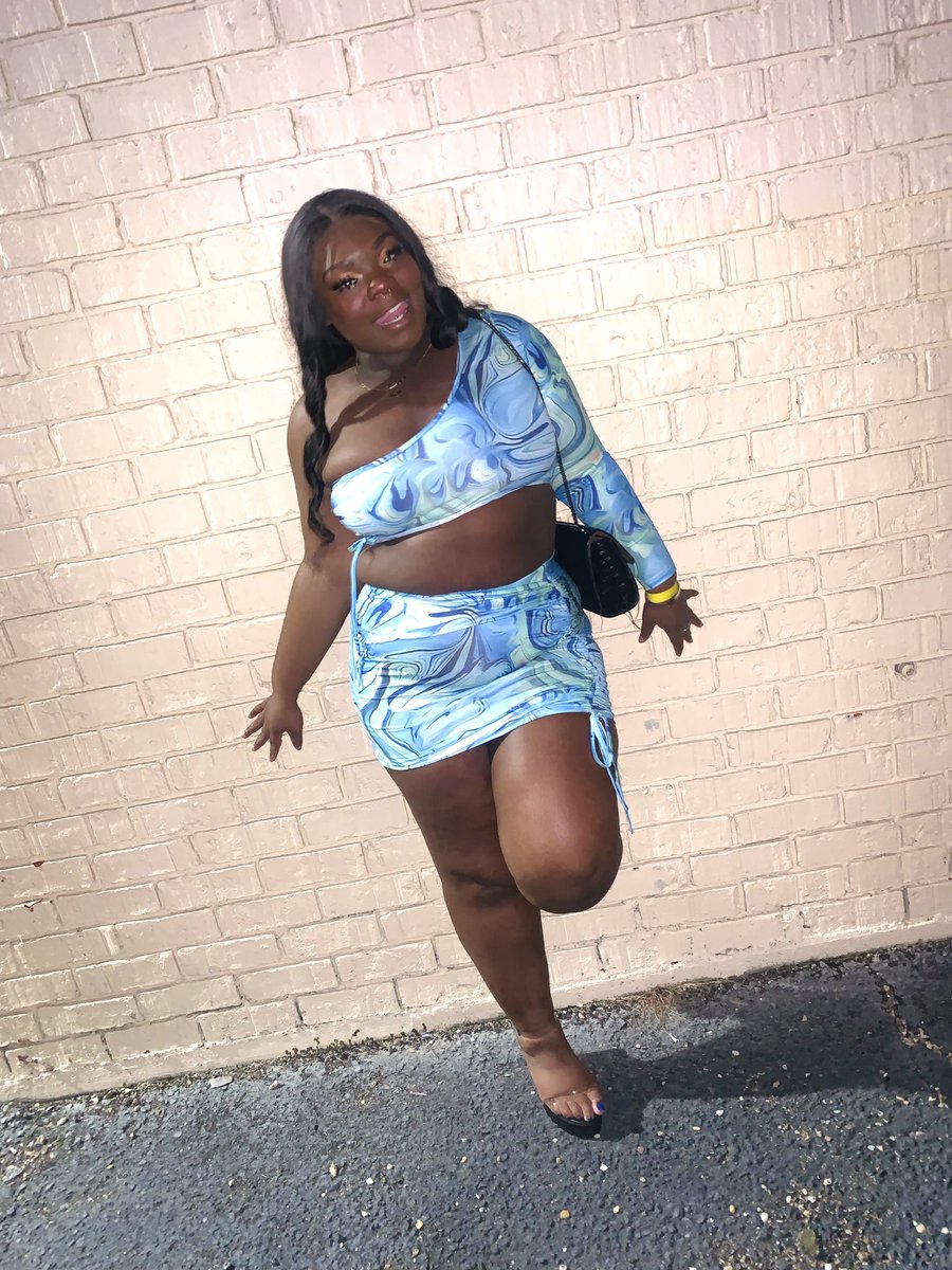 finegalchels's tweet photo. die for me b!tch iโm perfect ! ๐
#fyhoco #bamastae #myasu https://t.co/OiTUFfAUFh