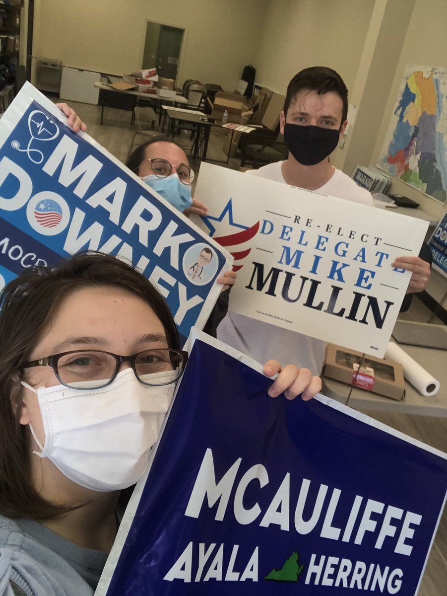 abby_shneyder's tweet photo. Peninsula Democratic Campaigns checking in on this fine #Knocktober afternoon. Let’s turn Hampton Roads 💯 percent Blue!! #TurnoutVA https://t.co/sgZvgVysyn